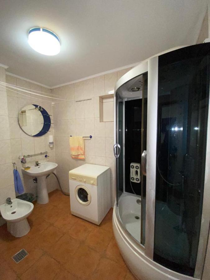 Apartament cochet Lägenhet Bukarest Exteriör bild